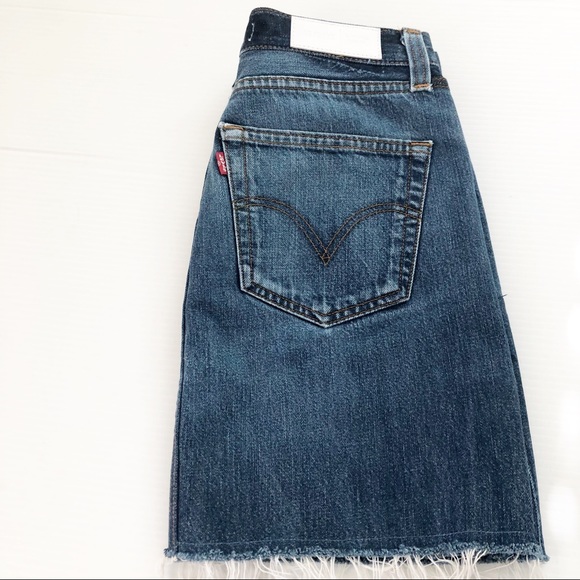 RE/DONE Levi’s Denim Mini Skirt, 26 - Picture 9 of 13